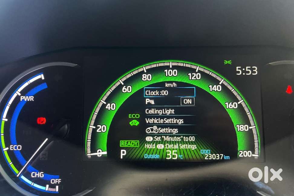 Maruti Suzuki Invicto, 2024, Petrol