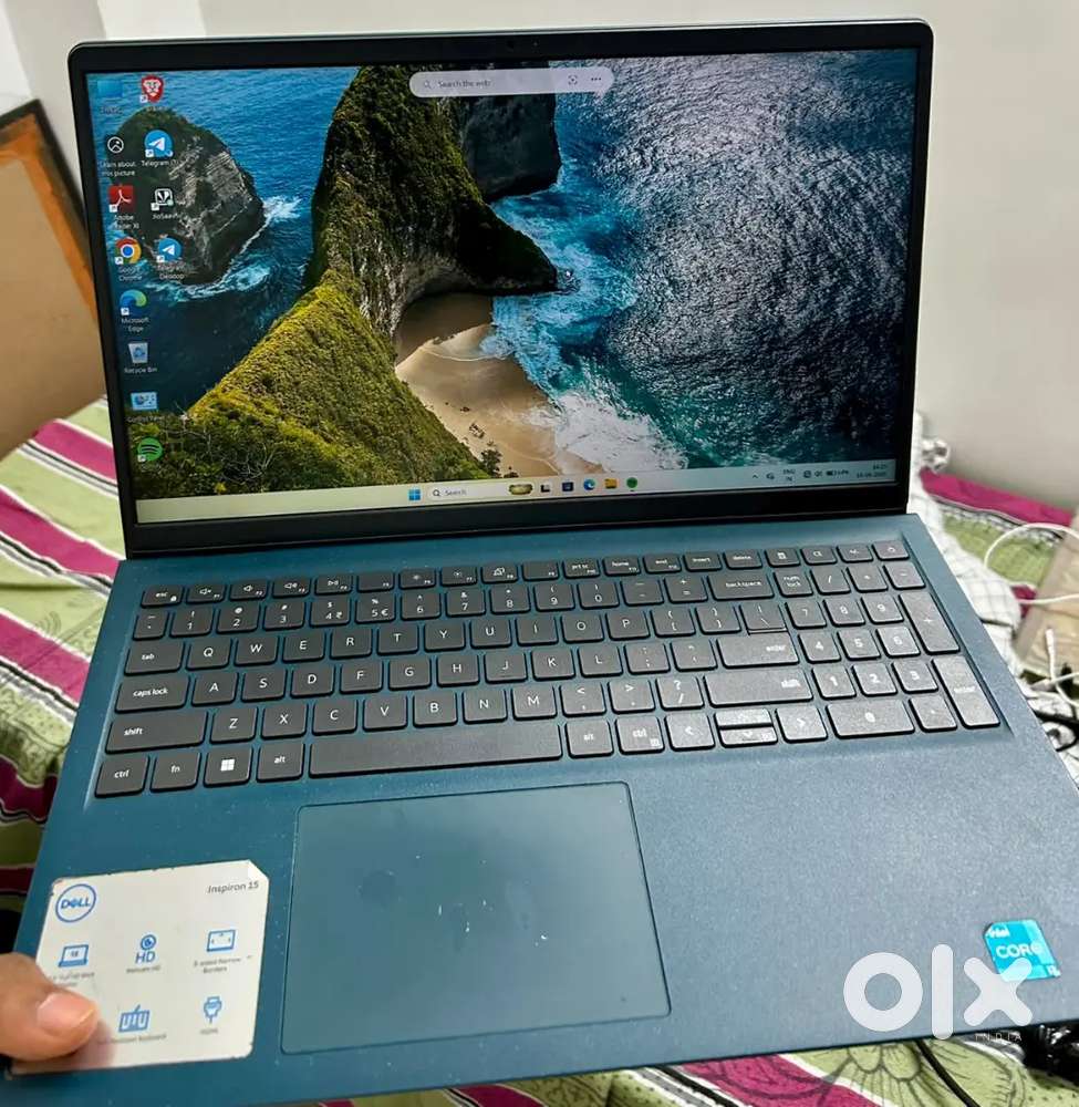 Dell Inspiron 15 3520 (12th Gen Intel Core i3 / 8GB RAM / 512GB SSD