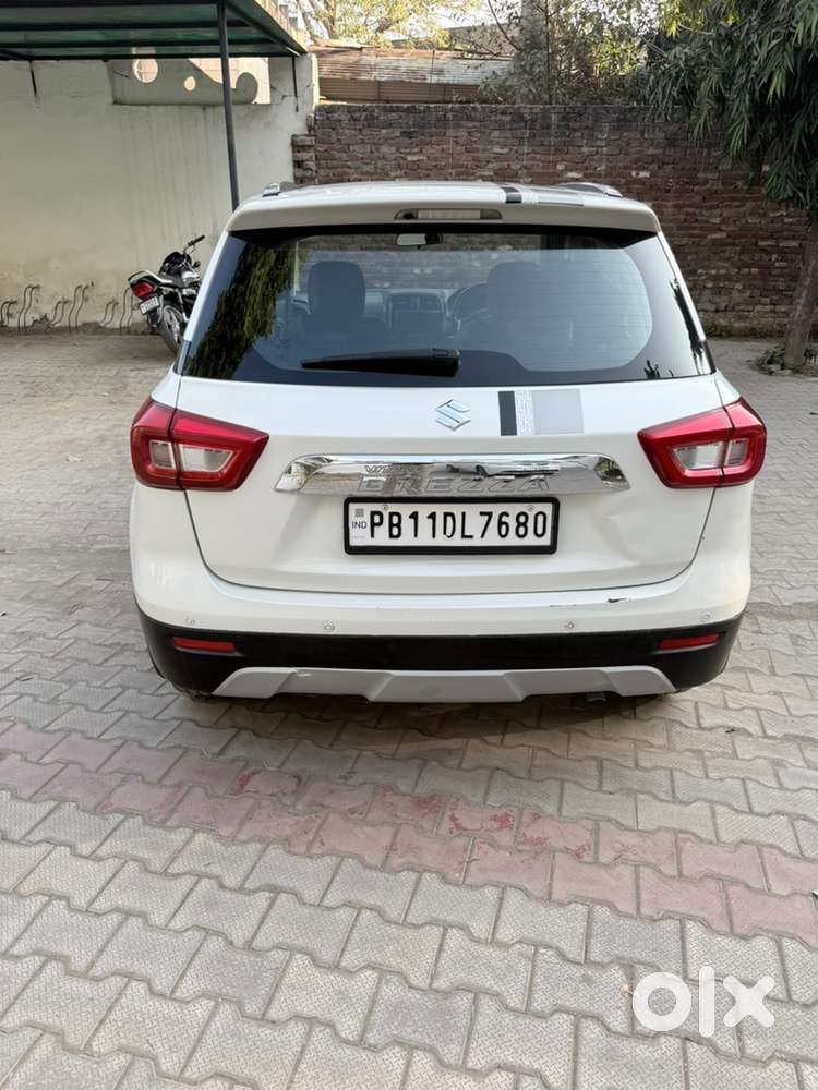 Maruti Suzuki Brezza 2017 Diesel Well Maintained