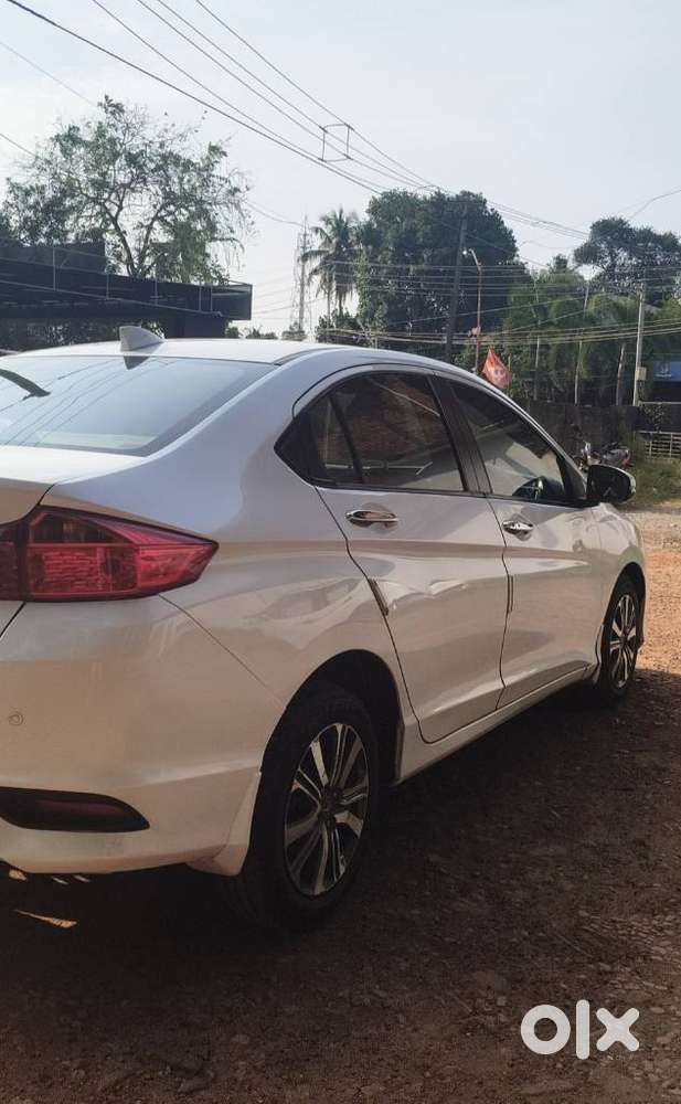 Honda City V At I-vtec, 2017, Petrol