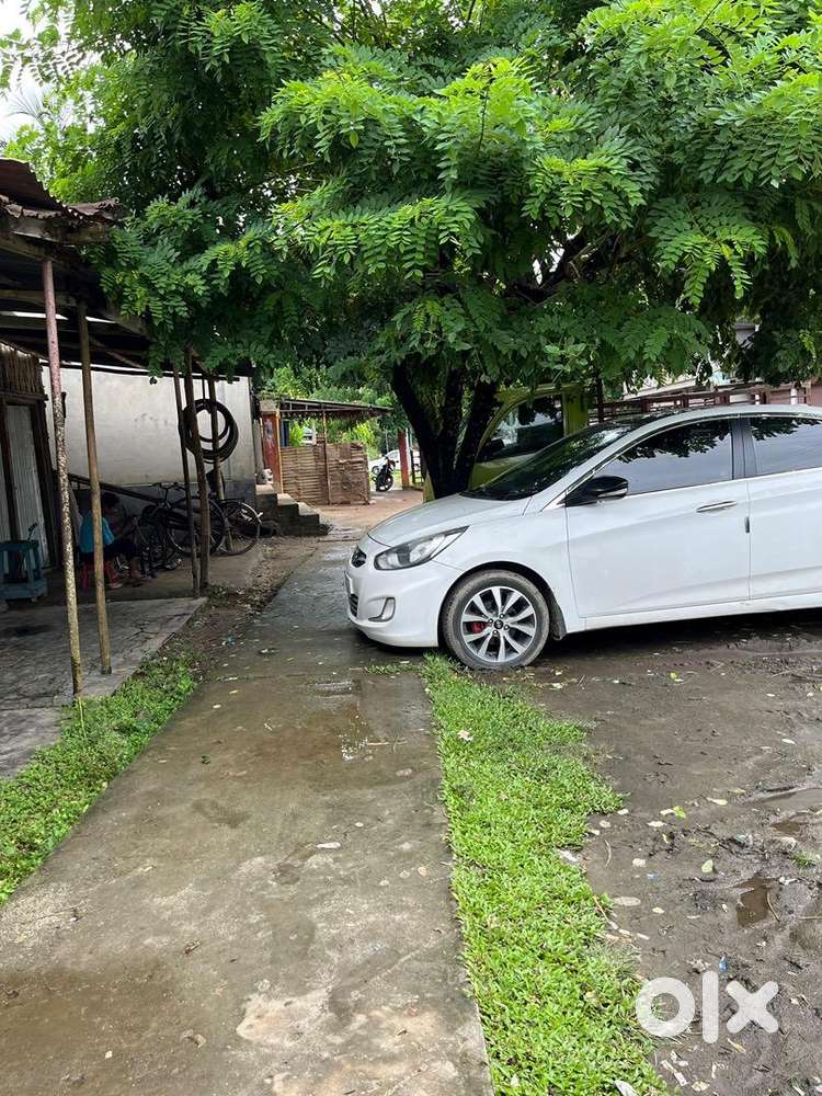 Hyundai Verna 2015 Petrol Well Maintained