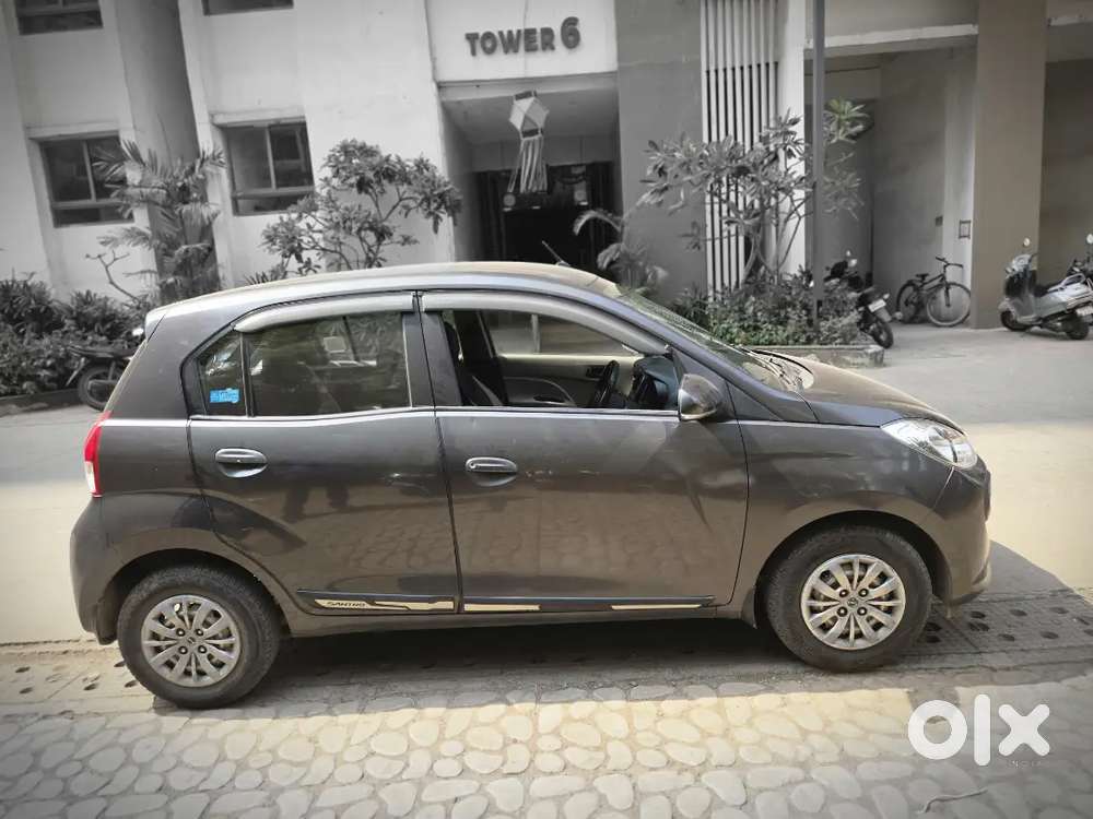 Hyundai Santro Cng 2022- 2tyre And Battery Absolutely New