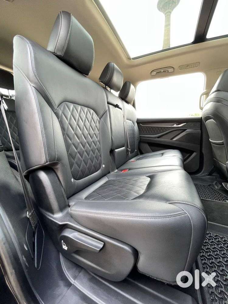 Mg Gloster Savvy 7 Seater, 2024, Diesel