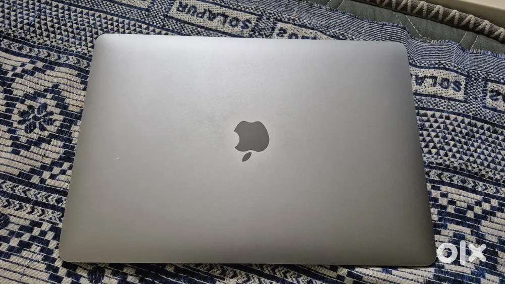 Macbook M1