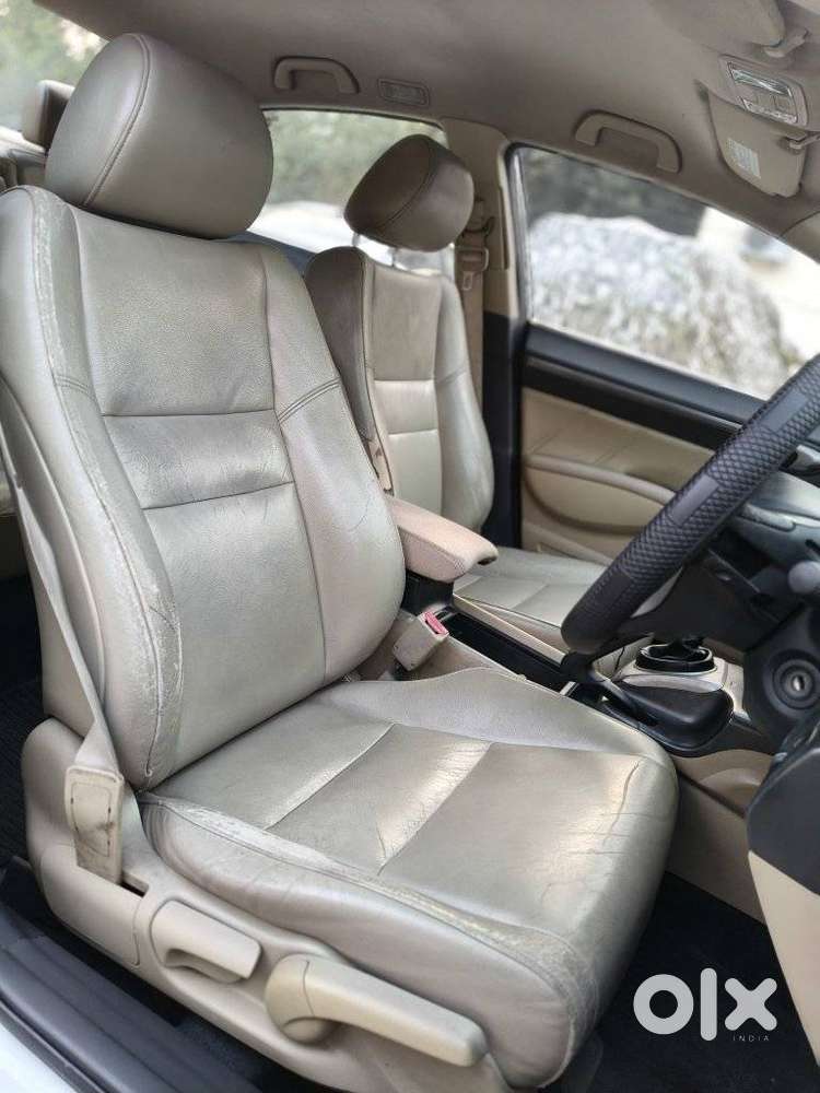 Honda Civic 1.8 V Mt, 2011, Petrol