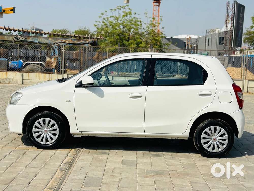 Toyota Etios Liva 2014-2016 G, 2014, Petrol