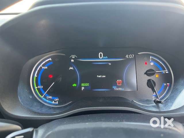 Toyota Innova Hycross 2.0 Zx (o) Hybrid 7 Str, 2023