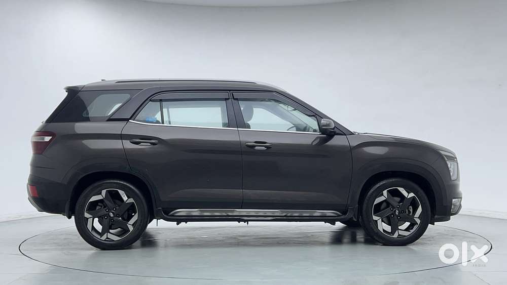 Maruti Suzuki Ciaz 1.5 Delta Shvs Mt, 2023, Petrol