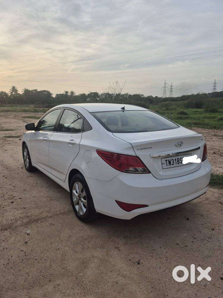 Hyundai Verna, 2015, Petrol