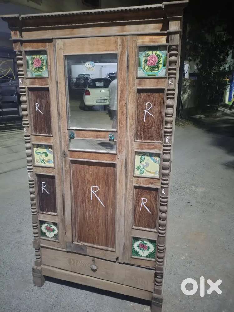 ANTIQUE ROSE WOOD &TEAK wood