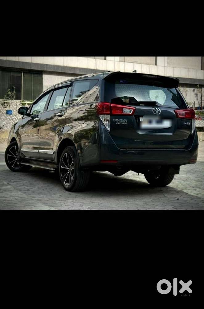 Toyota Innova Crysta 2.8z Automatic, 2022, Diesel