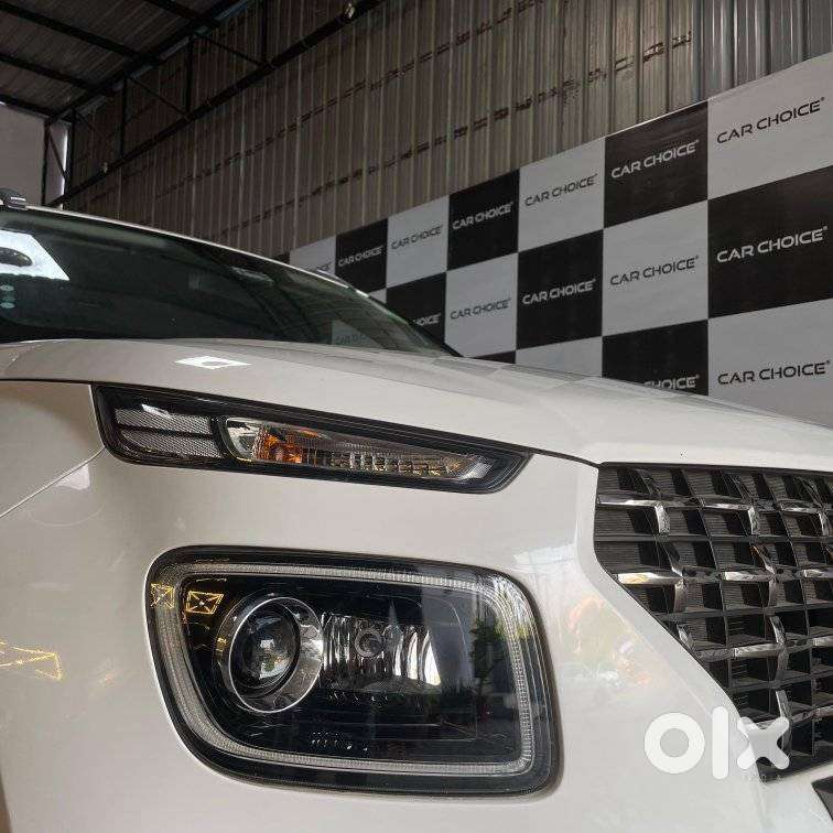 Hyundai Venue Sx (o) Mt 1.5 Diesel, 2021, Diesel