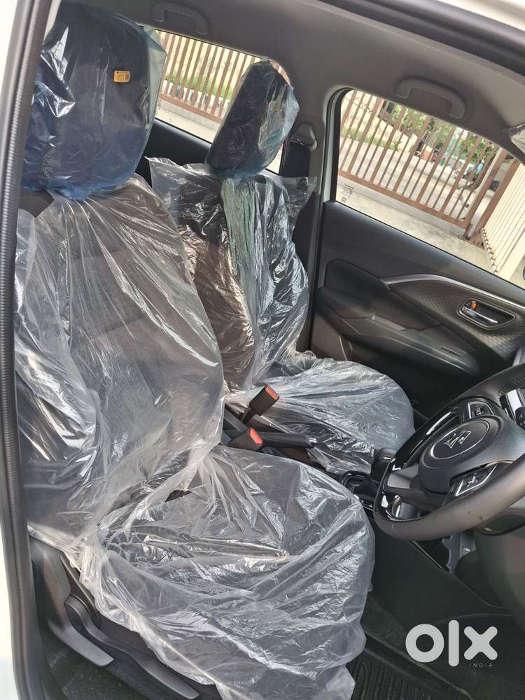 Maruti Suzuki Swift Zxi Plus Amt Dual Tone, 2026, Petrol