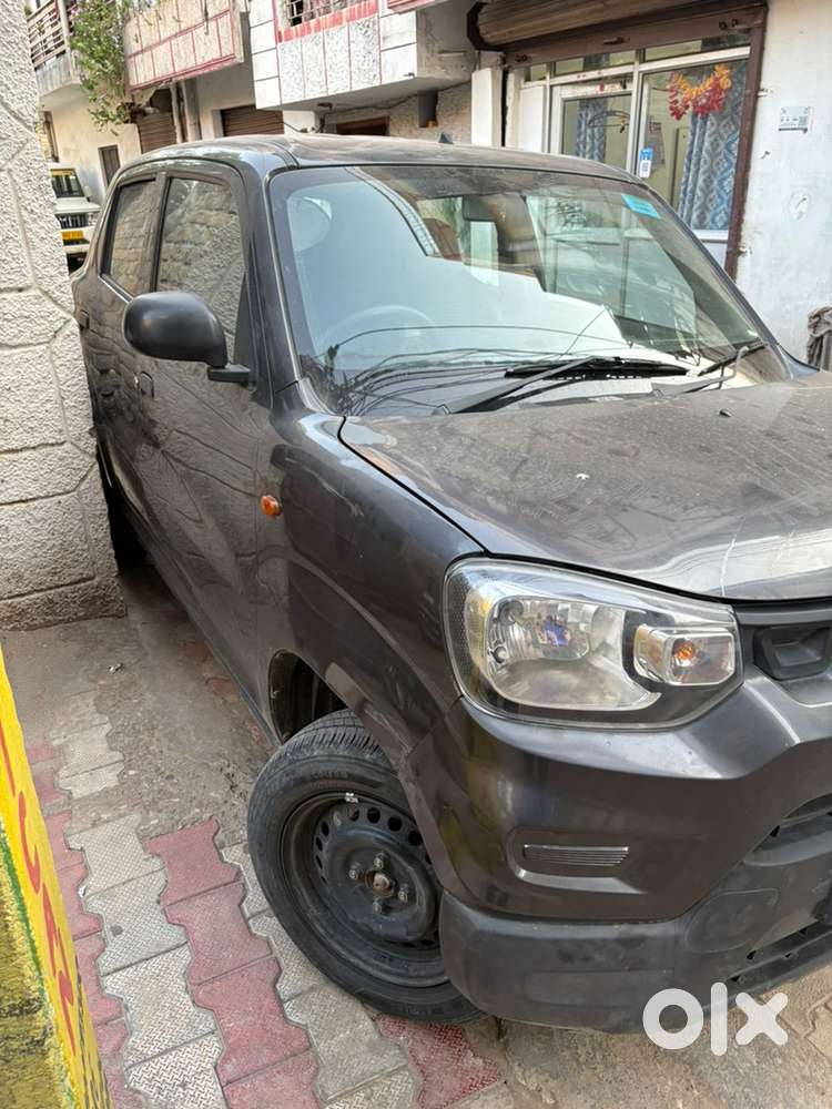 Maruti Suzuki S-presso Petrol Well Maintained