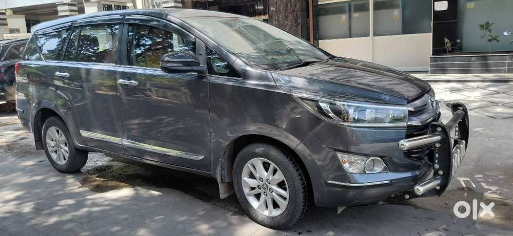 Toyota Innova Crysta 2.4 V 8 Str, 2018, Diesel