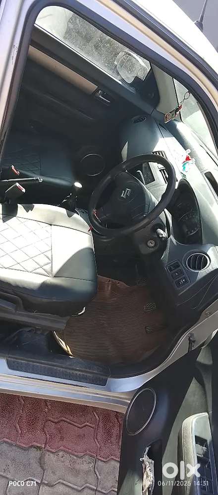 Maruti Suzuki Swift 2009 Diesel 102700 Km Driven