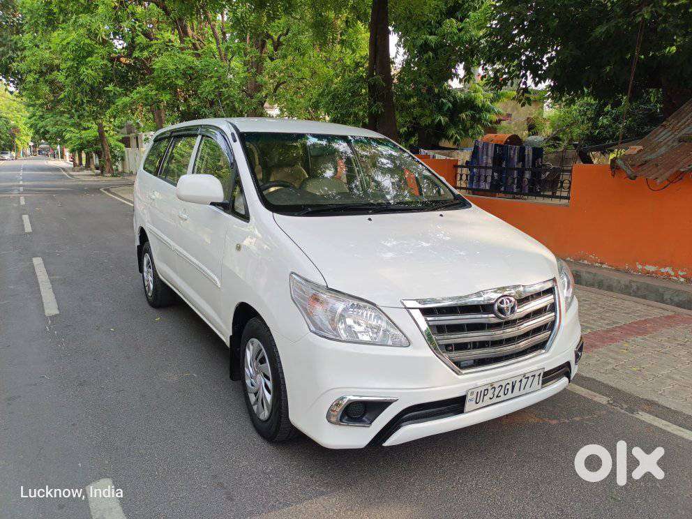 Toyota Innova 2.5 G (diesel) 8 Seater, 2016, Diesel