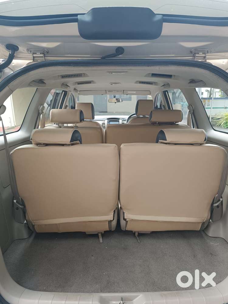 Toyota Innova 2.5 G (diesel) 8 Seater, 2012, Diesel