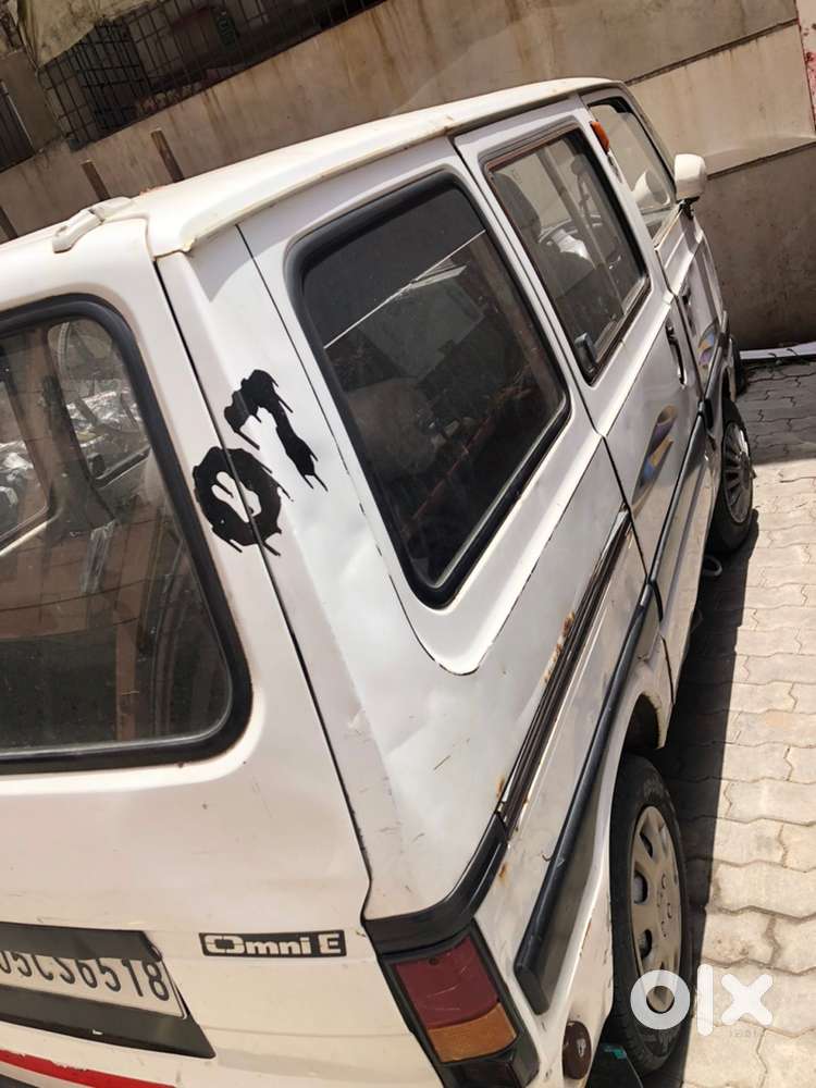 Maruti Suzuki Omni 2012