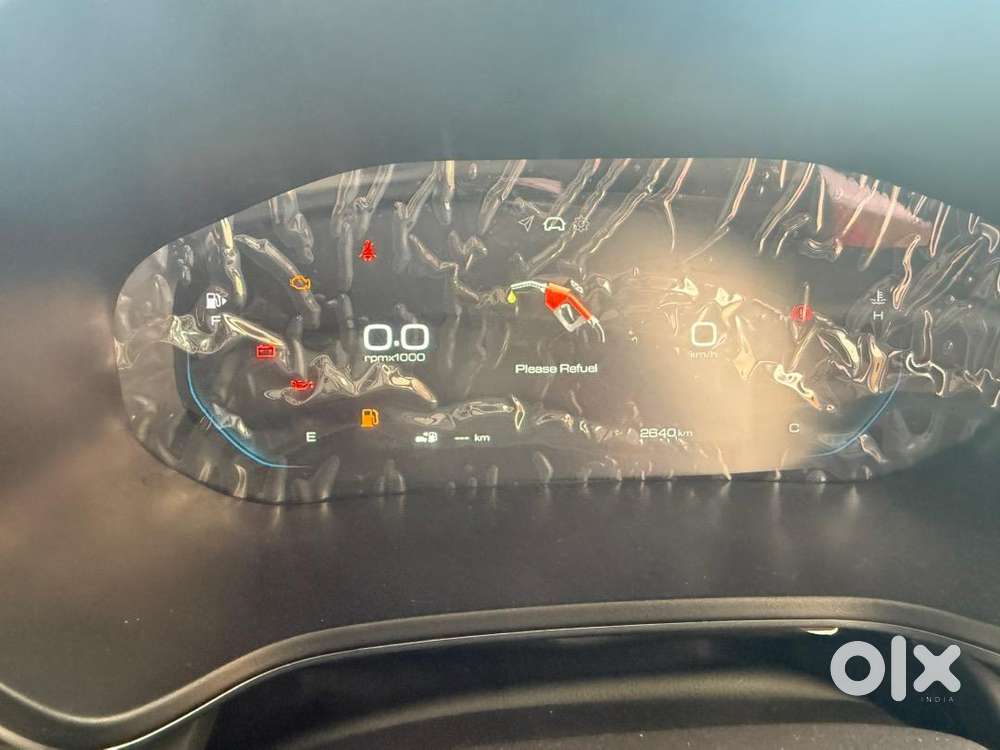 Mg Hector 2025 Petrol 2700 Km Driven