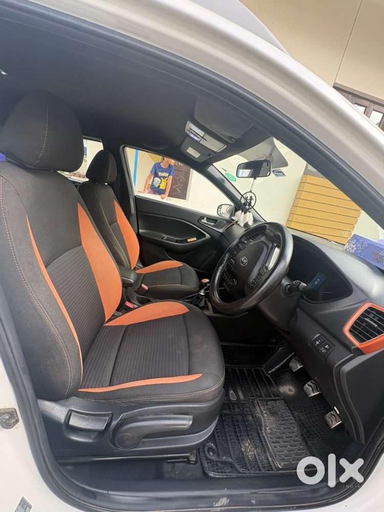Hyundai I20 Active 2015 Diesel 103500 Km Driven