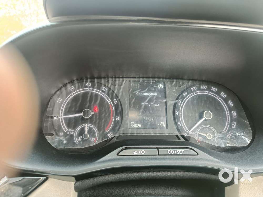 Skoda Slavia 1.0 Ambition Tsi, 2023, Petrol