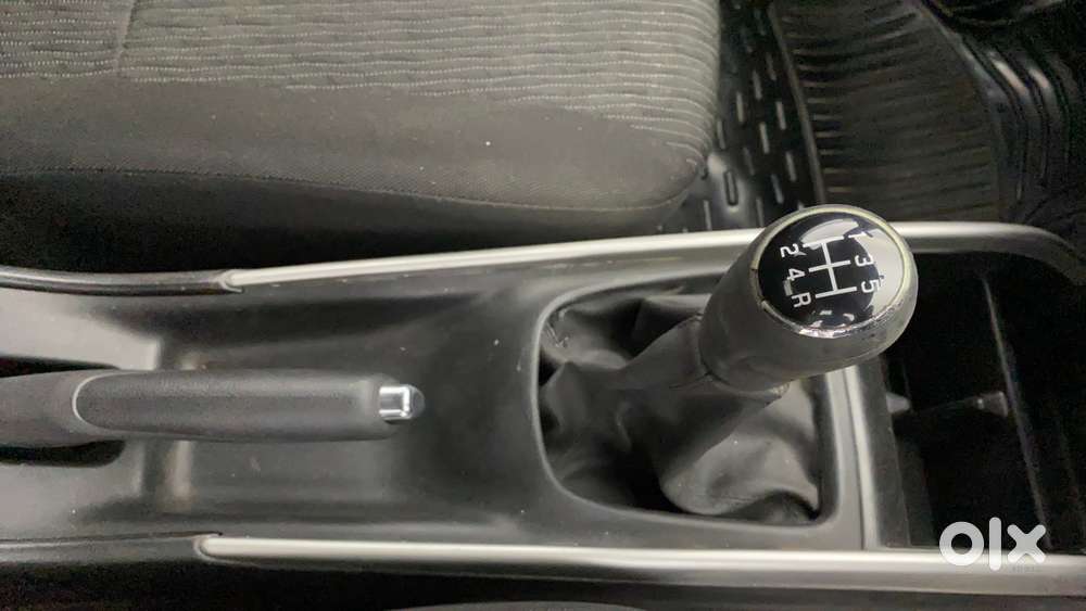 Maruti Suzuki Baleno 1.2 Delta, 2017, Petrol