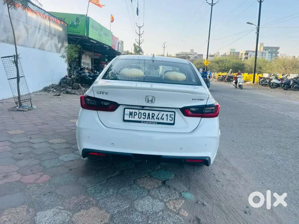 Honda City Zx 2025 Petrol 24000 Km Driven
