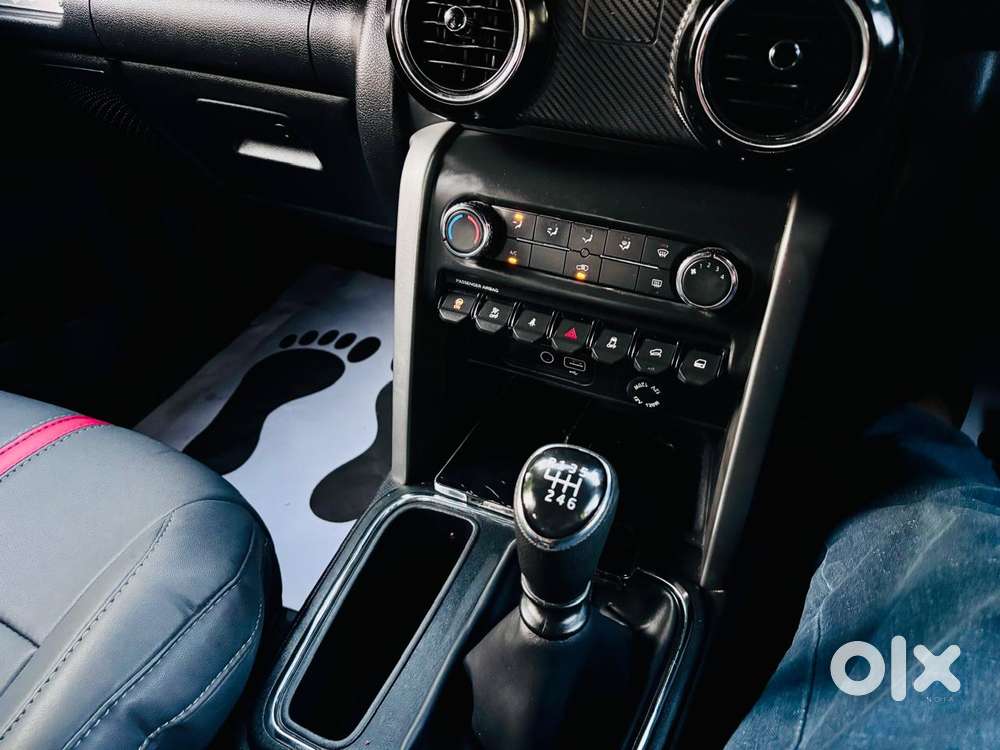 Mahindra Thar Lx Hard Top Diesel Mt Rwd, 2025, Diesel