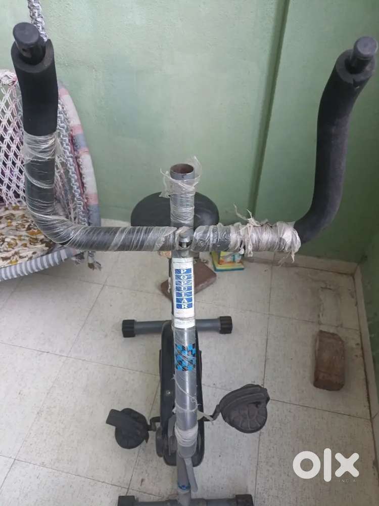 Exercise cycle Gym Fitness 1823386767