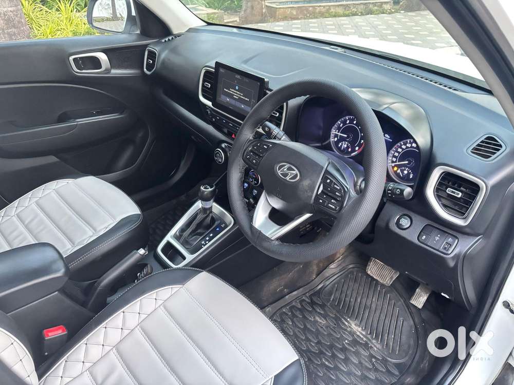 Hyundai Venue 1.0 Sx (o) Turbo Dct, 2019, Petrol