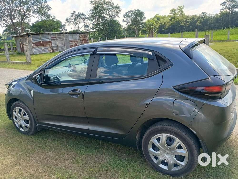 Tata Altroz Petrol 2019