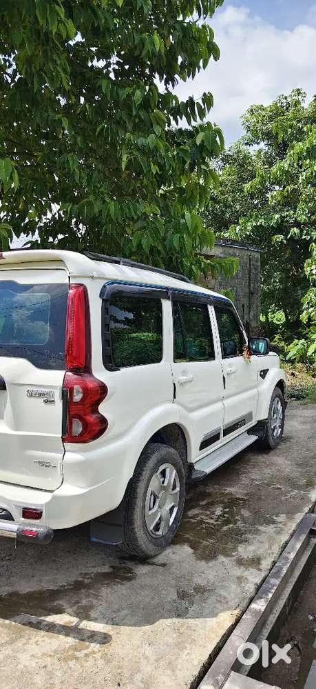 Mahindra Scorpio S5 2018 Diesel Manual