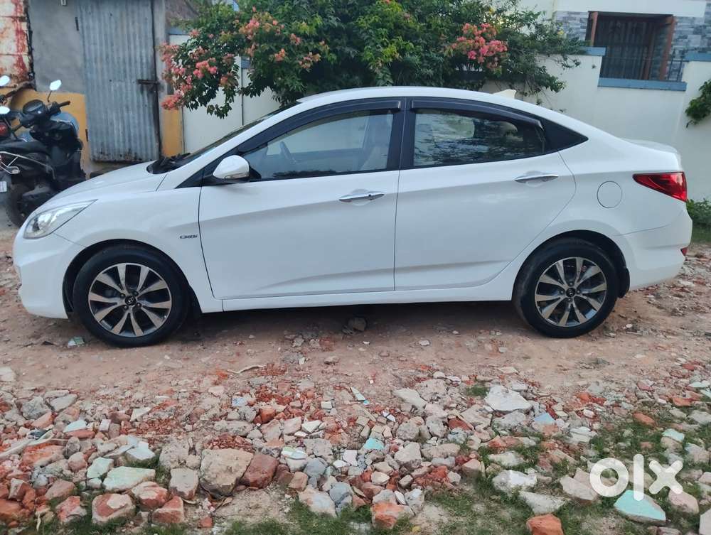 Hyundai Fluidic Verna 1.6 Crdi Sx Automatic, 2013, Diesel