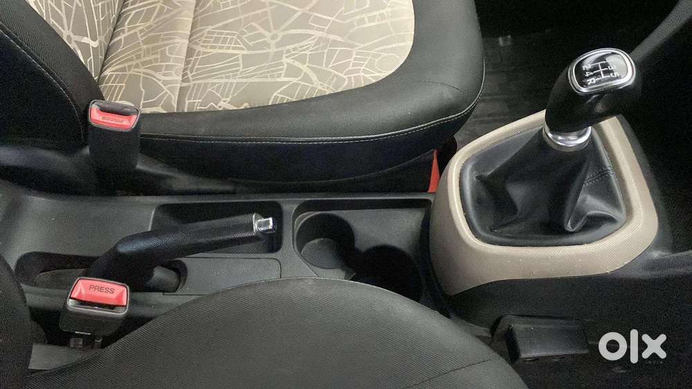 Hyundai Grand I10 1.2 Kappa Sportz Option, 2017, Cng & Hybrids