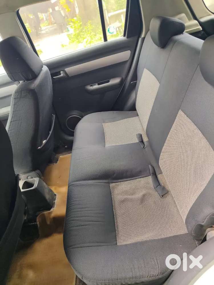 Maruti Suzuki Swift 2010