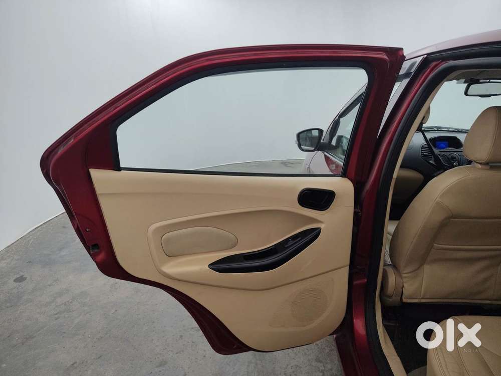 Ford Figo Aspire Titanium, 2015, Petrol