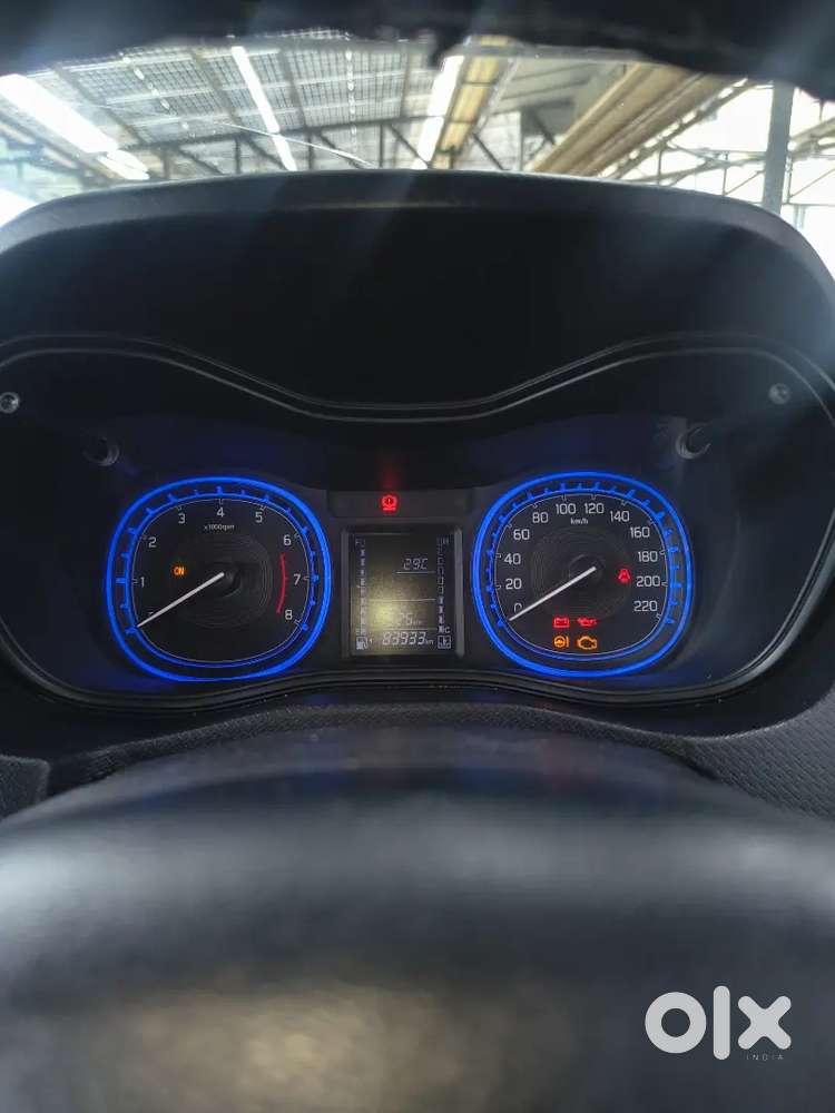 Maruti Suzuki Brezza 2022 Zxi Hybrid Manual
