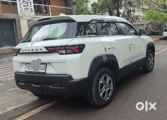 Maruti Suzuki Brezza 1.5 Lxi Smart Hybrid, 2023, Petrol