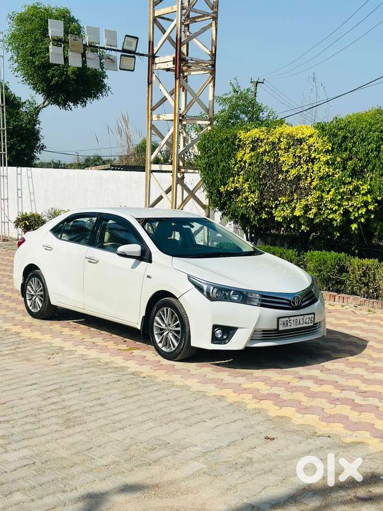 Toyota Corolla Altis 2014 Petrol 135000 Km Driven