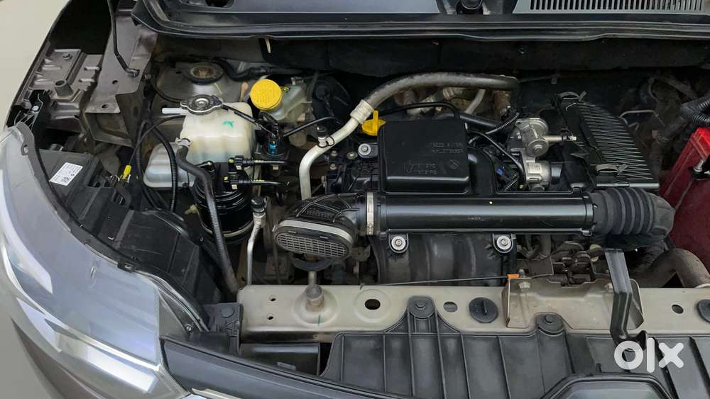Renault Triber Rxz Easy-r Amt Dual Tone, 2021, Petrol