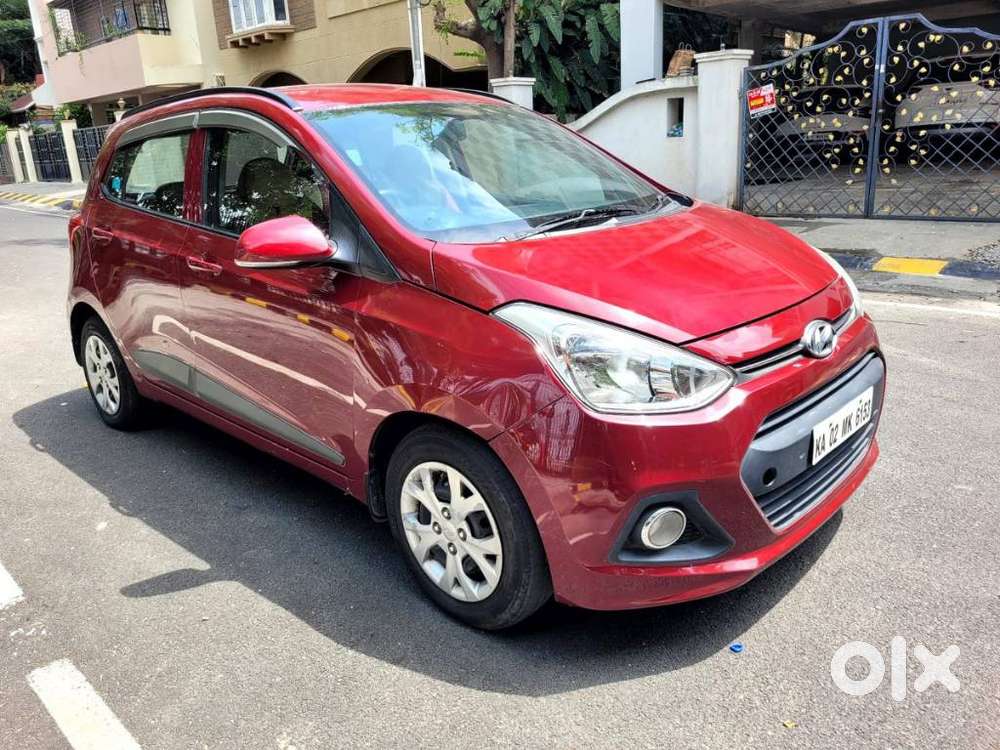 Hyundai Grand I10 Sportz, 2015, Petrol