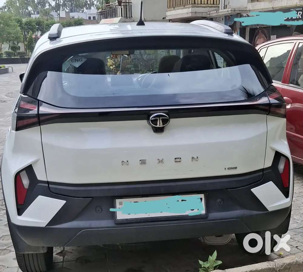 Tata Nexon Smart Plus 2025 With Low Km