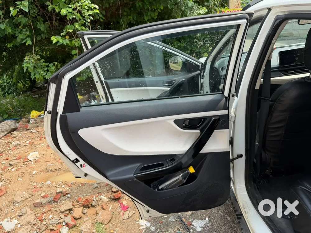 Tata Nexon Pure Plus Cng 2025
