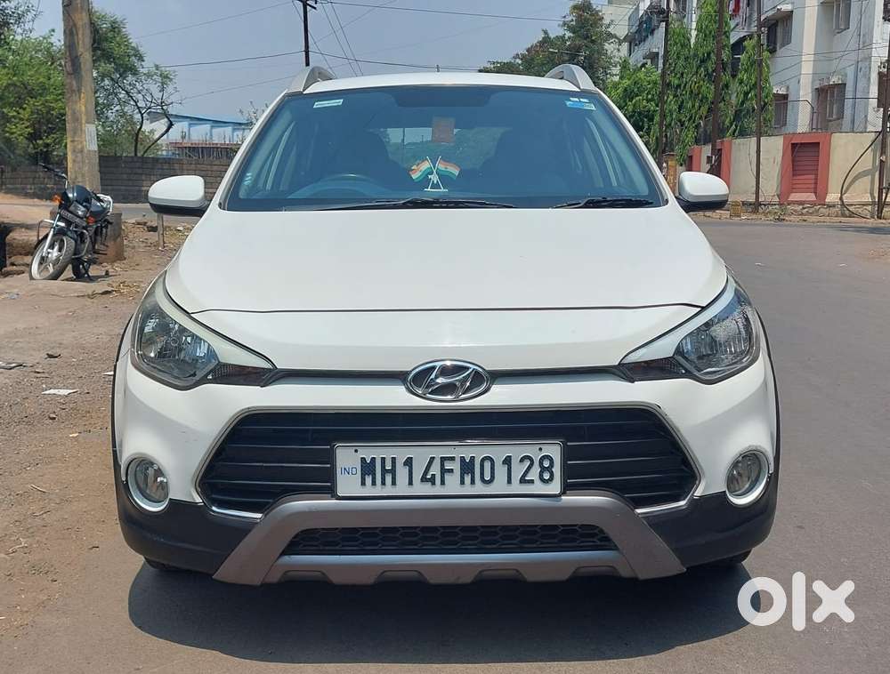 Hyundai I20 Active Sx Petrol, 2016, Cng & Hybrids