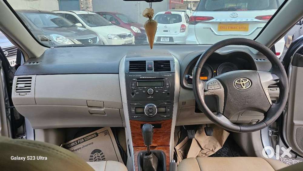 Toyota Corolla Altis 2010-2013 1.8 Js, 2010, Petrol