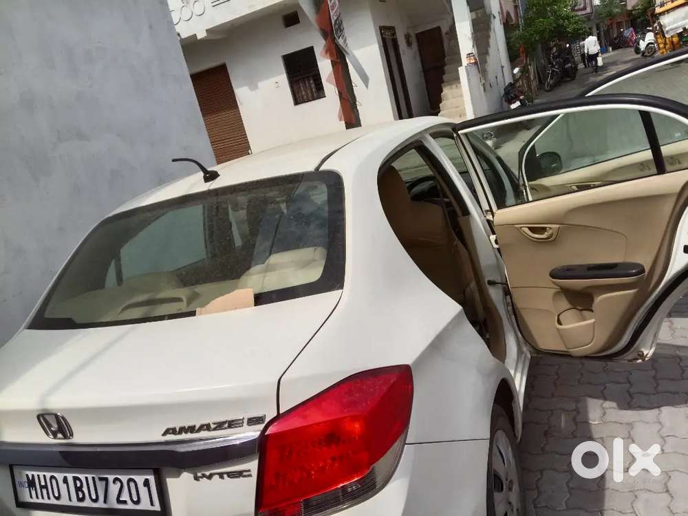 Honda Amaze 2nd Gen 2015 81000 Km Driven