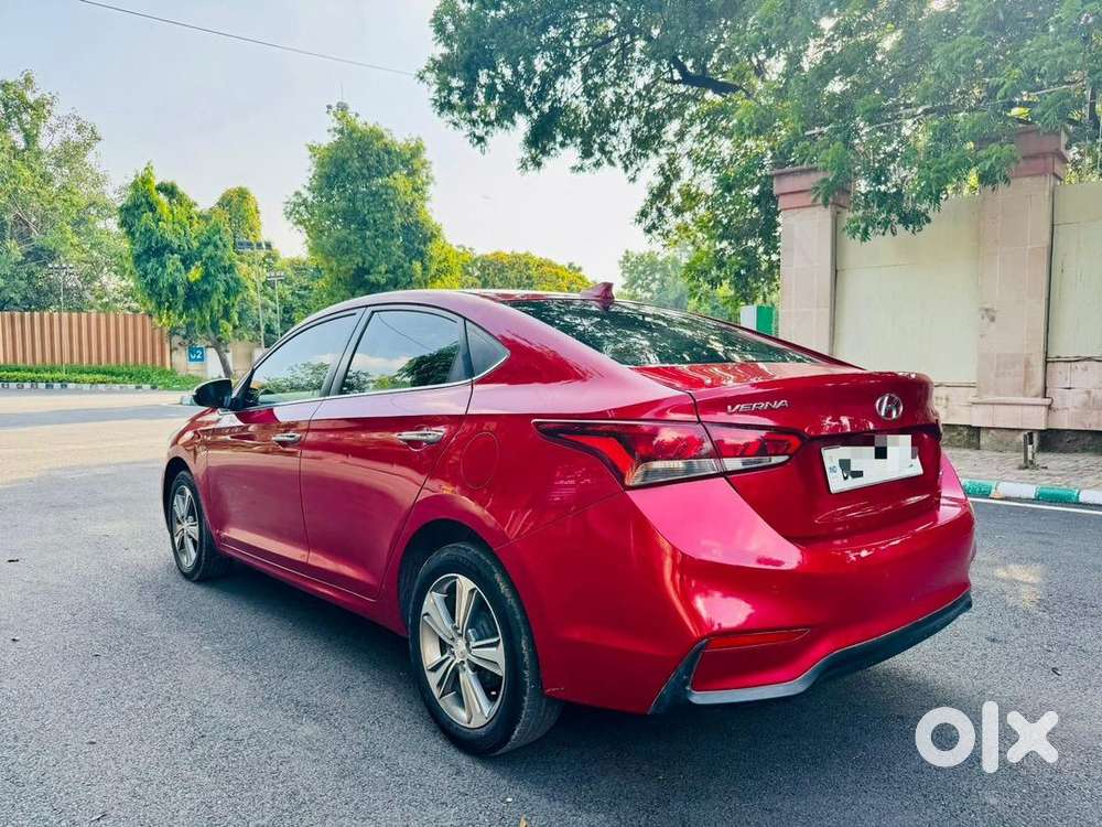 Hyundai Verna 1.6 Sx O At Petrol 2018 Automatic Transmission Sunroof
