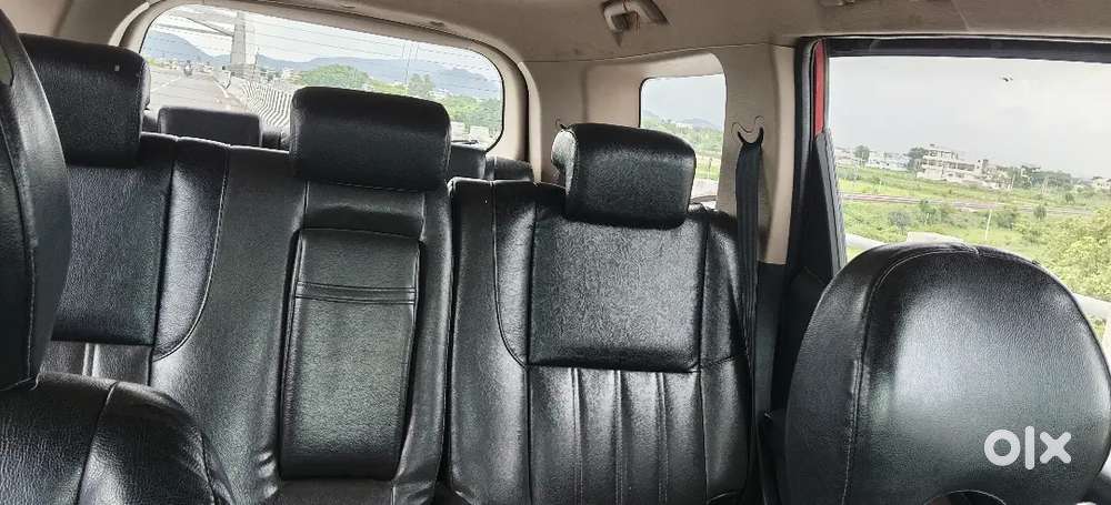 Mahindra Xuv500 Diesel 2012 With 113000 Km Driven