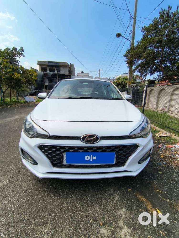 Hyundai I20 Sportz Plus, 2019, Petrol